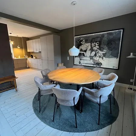 Byhuset - Penthouse Aparthotel *