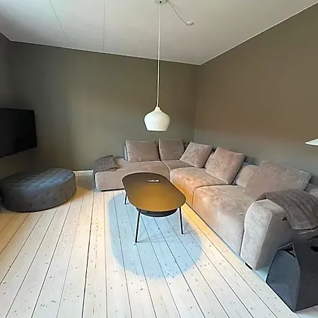 Byhuset - Penthouse Lägenhetshotell 3*